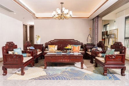 巧奪天工紅木：紅木雅室顯華彩，古韻空間展新輝