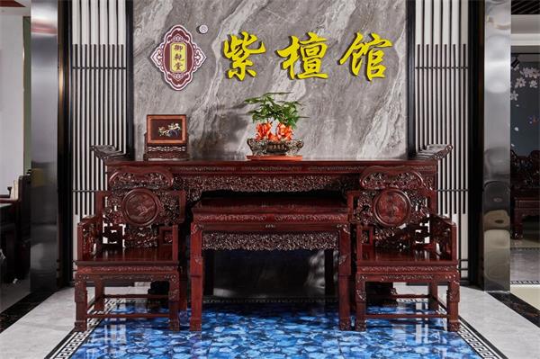 御乾堂紫檀館 | 愛上紫檀家具，是件很容易的事