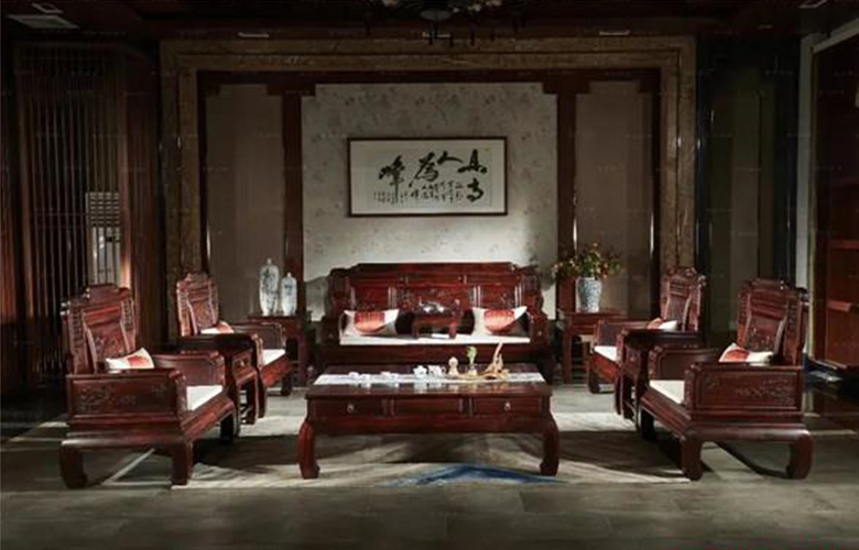 華行紅木始終不忘初心，創(chuàng)新思變，砥礪前行