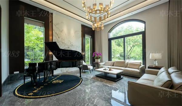 卓木王紅木 卓木王紅木