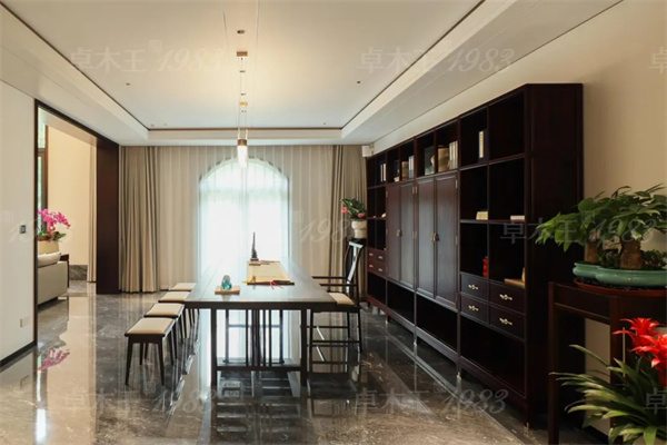 卓木王紅木 卓木王紅木