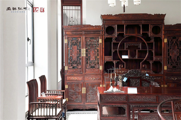 東陽緬甸花梨家具國祥紅木：一間理想的書房是怎么樣的？