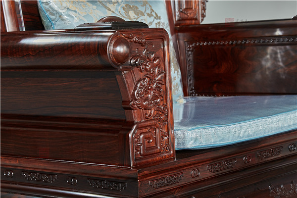 萬(wàn)事紅紅木 萬(wàn)事紅紅木