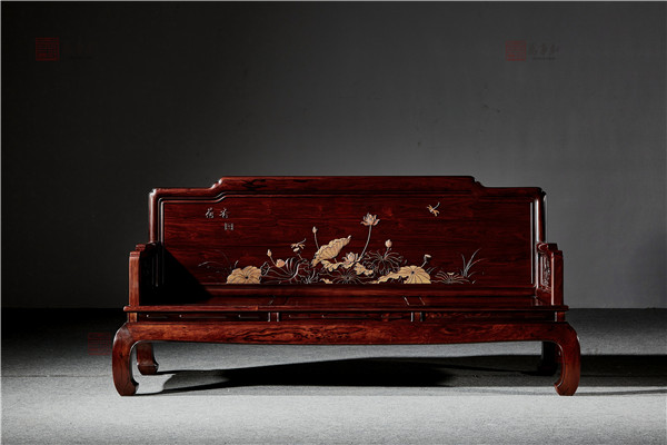 微凹黃檀廠家品牌·萬事紅紅木 | 好木難求，從長遠(yuǎn)來看紅木家具會降價(jià)嗎？