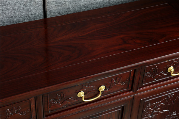 鼎順紅木：紅酸枝精品家具，好木匠心，共筑美好生活