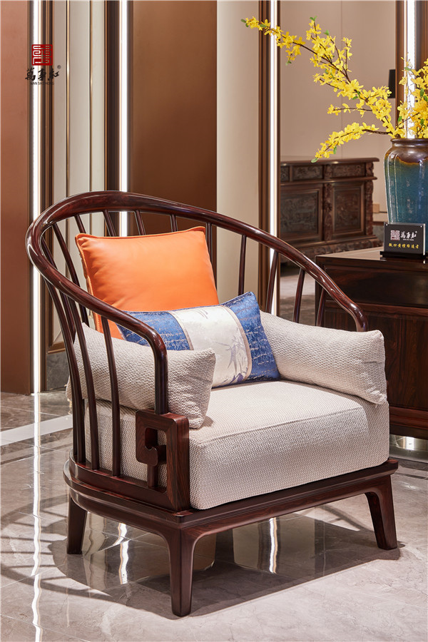 萬(wàn)事紅紅木 萬(wàn)事紅紅木