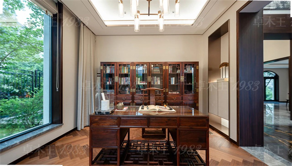 卓木王紅木 卓木王紅木