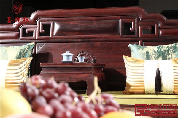 喜迎紅紅木 喜迎紅紅木