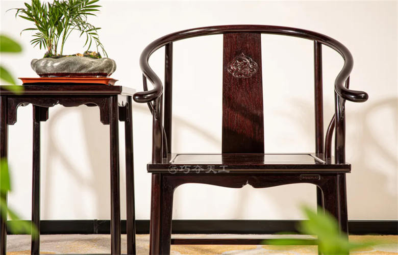 巧奪天工紅木：名椅鑒賞 | 一把中式椅，一種慢生活