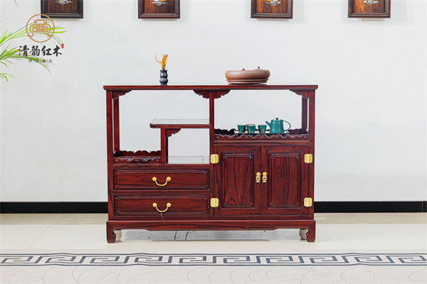 巴里黃檀是何材質(zhì)？為何深受消費者喜愛？清韻紅木為你解析