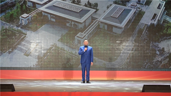 高級(jí)工藝美術(shù)師、國(guó)方家居創(chuàng)始人陳新平受邀出席“習(xí)近平新時(shí)代中國(guó)特色社會(huì)主義思想在廣東的生動(dòng)實(shí)踐我來(lái)講”文化建設(shè)中山專(zhuān)場(chǎng)宣講活動(dòng) 高級(jí)工藝美術(shù)師、國(guó)方家居創(chuàng)始人陳新平受邀出席“習(xí)近平新時(shí)代中國(guó)特色社會(huì)主義思想在廣東的生動(dòng)實(shí)踐我來(lái)講”文化建設(shè)中山專(zhuān)場(chǎng)宣講活動(dòng)