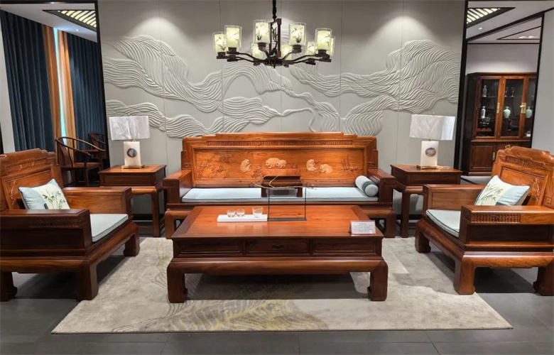 李忠信紅木：品味不凡，坐享尊貴