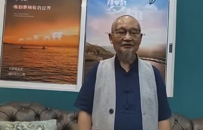 見(jiàn)證15年紅木品牌發(fā)展系列（六）：中國(guó)高等教育家具設(shè)計(jì)專業(yè)創(chuàng)始人胡景初