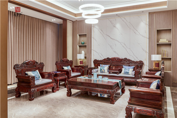 萬(wàn)事紅紅木 萬(wàn)事紅紅木