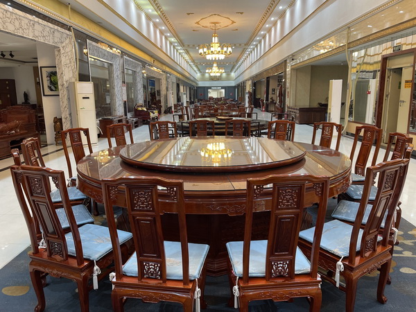 中海家居紅木館內(nèi)景 中海家居紅木館內(nèi)景