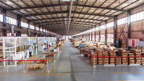 巴吉五軸服務了眾多紅木家具工廠品牌 巴吉五軸服務了眾多紅木家具工廠品牌