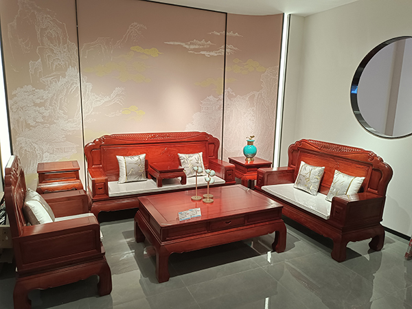 瑞宗紅木專注于刺猬紫檀臻品家具,堅守古法工藝、匠心品質(zhì) 瑞宗紅木專注于刺猬紫檀臻品家具,堅守古法工藝、匠心品質(zhì)