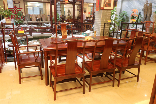 廣東緬甸花梨家具有何魅力？家寶紅木為你介紹