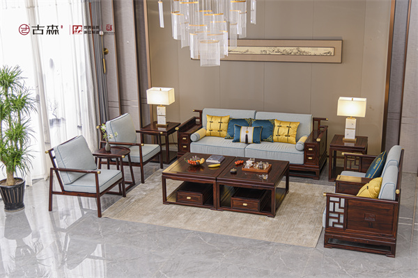 面對眾多品牌和款式的黑酸枝家具，如何做出明智的選擇？| 古森紅木