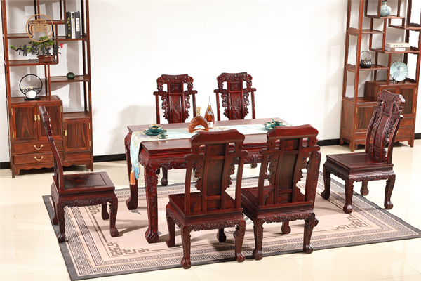 巴里黃檀餐桌：為家庭聚會(huì)增添美味 | 清韻紅木