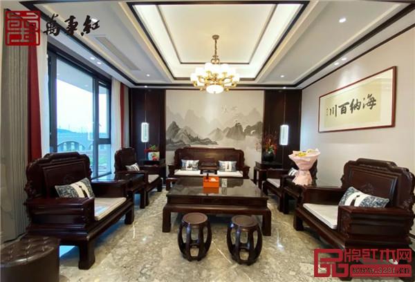 萬(wàn)事紅紅木 萬(wàn)事紅紅木