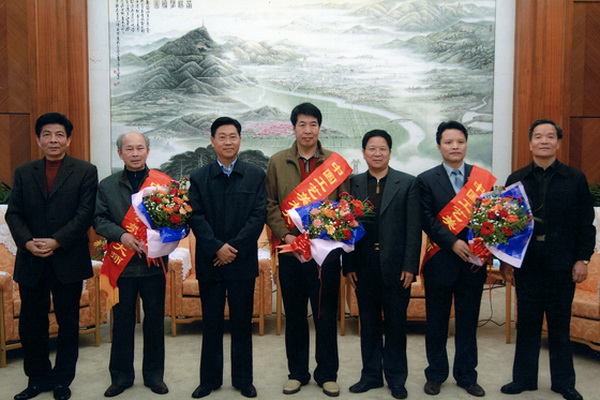 工藝美術(shù)大師林慶財：傳承古典家具技藝的守藝人