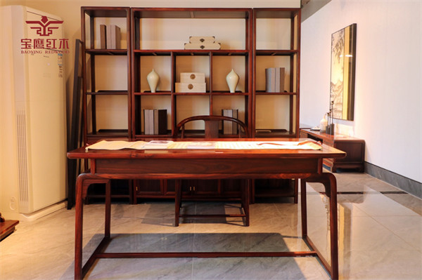 廣東紅木品牌家寶紅木：世界讀書日，邂逅一方雅致書房