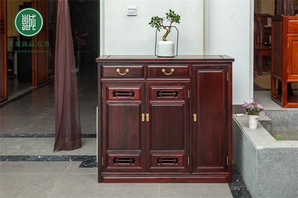 東陽大紅酸枝家具品牌大成尚品：以木載道，以藝傳心