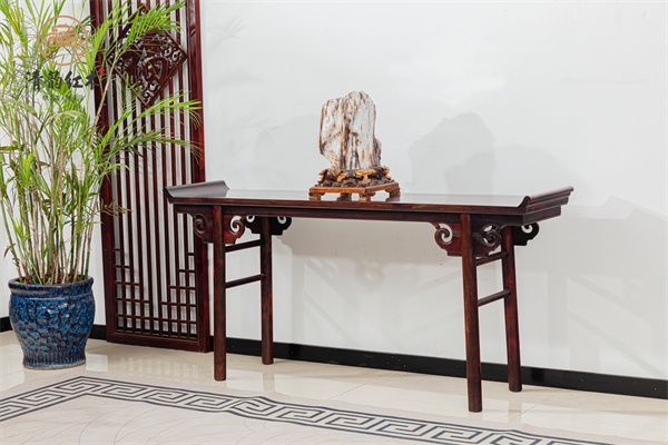 巴里黃檀與清韻紅木：文人情懷與自然之韻的交織