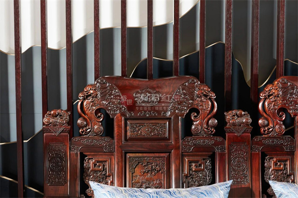 蘇陽紅 | 大紅酸枝家具，觸手可及的東方雅韻生活