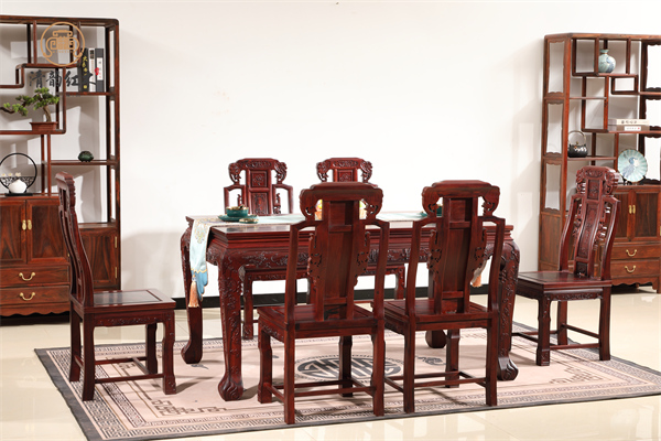 巴里黃檀餐桌：餐廳中的實(shí)用美學(xué)與文化傳承 |清韻紅木
