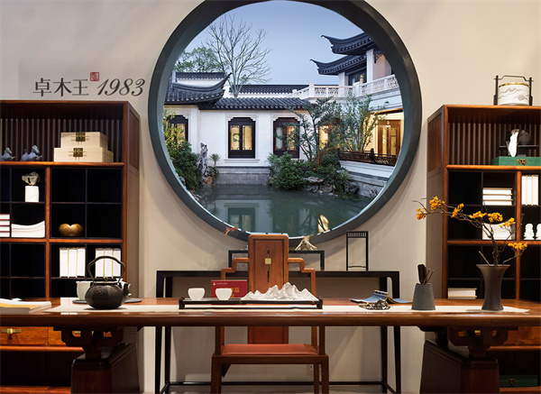 紅木整裝：空間敘事與生活詩學(xué)的重構(gòu) | 卓木王紅木