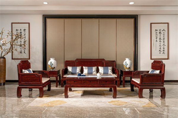 山東風(fēng)骨 木藝天工：巧奪天工紅木微凹黃檀家具的造物傳奇