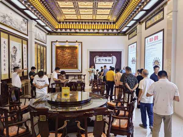 經(jīng)銷(xiāo)商現(xiàn)場(chǎng)品鑒《傳道》系列