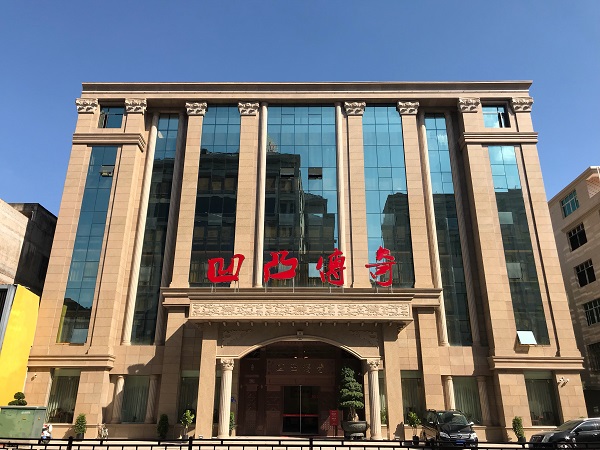 仙游大紅酸枝家具品牌凹凸傳奇：傳統(tǒng)工藝與市場價(jià)值的平衡