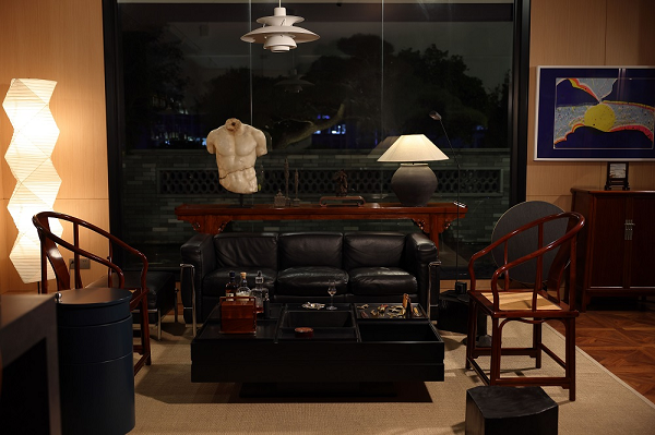 區(qū)氏家具貴嗎？解析其高端定位與價(jià)值所在