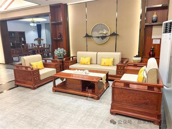 江門新會(huì)怎么選高品質(zhì)紅木家具？看這篇就夠了 | 盛世周木匠