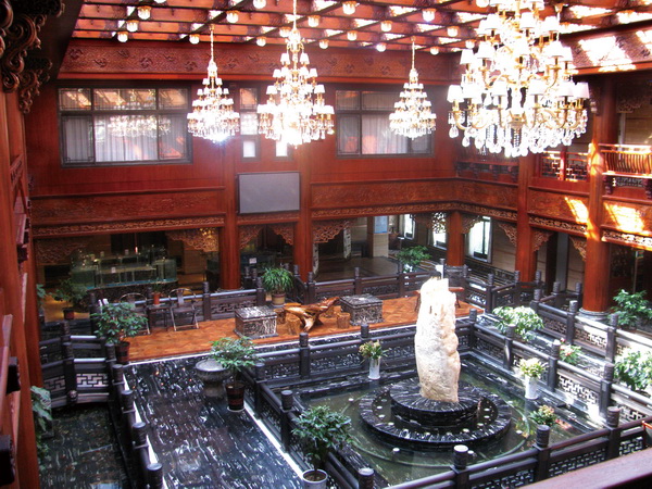 明清閣“濟(jì)南綠景公館”中式整裝項目，以古建基因承續(xù)傳統(tǒng)