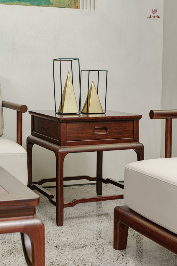 紅酸枝新中式哪個品牌的質(zhì)量好？ 喜迎紅紅木可推薦？