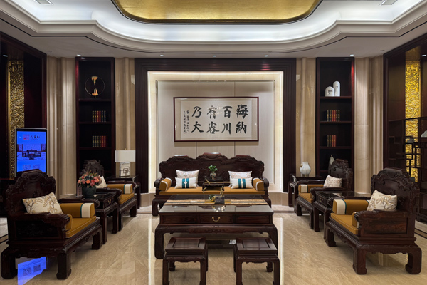 萬事紅紅木：微凹黃檀領(lǐng)域的匠心堅守者