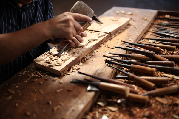 鴻庭軒紅木純手工雕刻的紅木藝術(shù)收藏品推薦