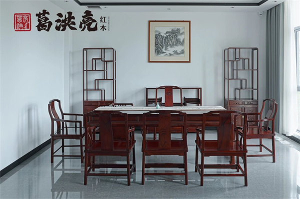 收藏級(jí)紅木家具品牌哪家靠譜？葛洪亮紅木以頂級(jí)材質(zhì)讓你不踩坑