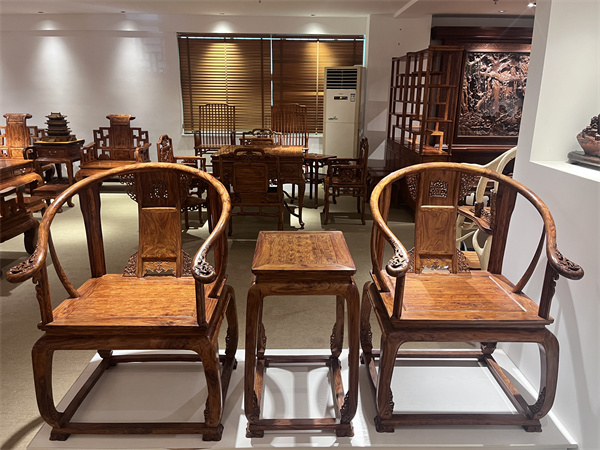 中山鴻庭軒紅木：專業(yè)專營(yíng)正宗的海南黃花梨（降香黃檀）家具