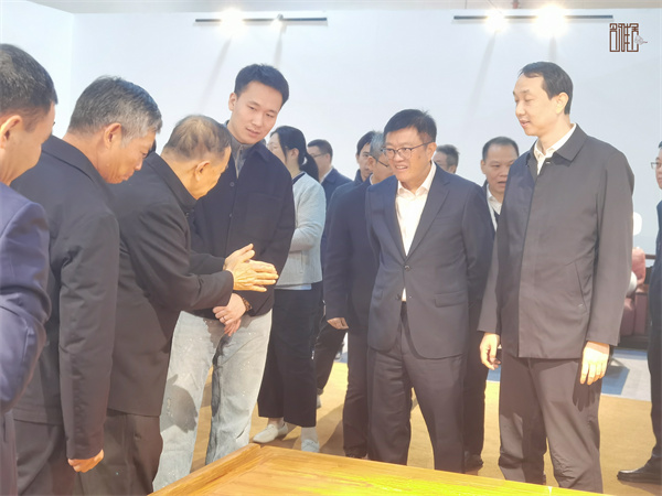 名雅居紅木 名雅居紅木