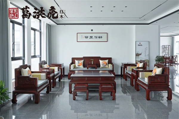 專注高端明式家具的品牌有哪些？在葛洪亮紅木邂逅明式美學(xué)空間