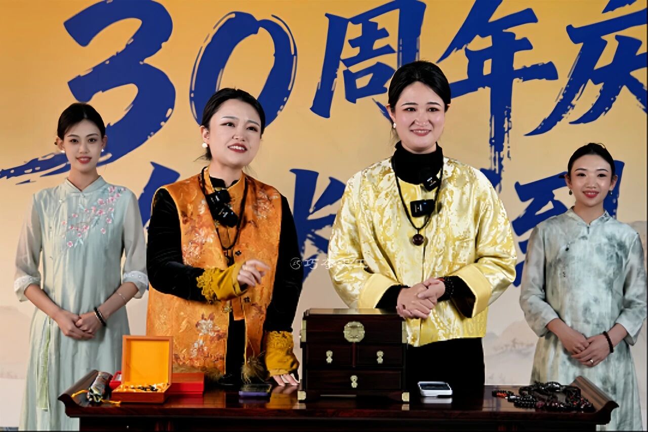 巧奪天工三十周年的“特別直播”：館長駕到，68萬人在線互動